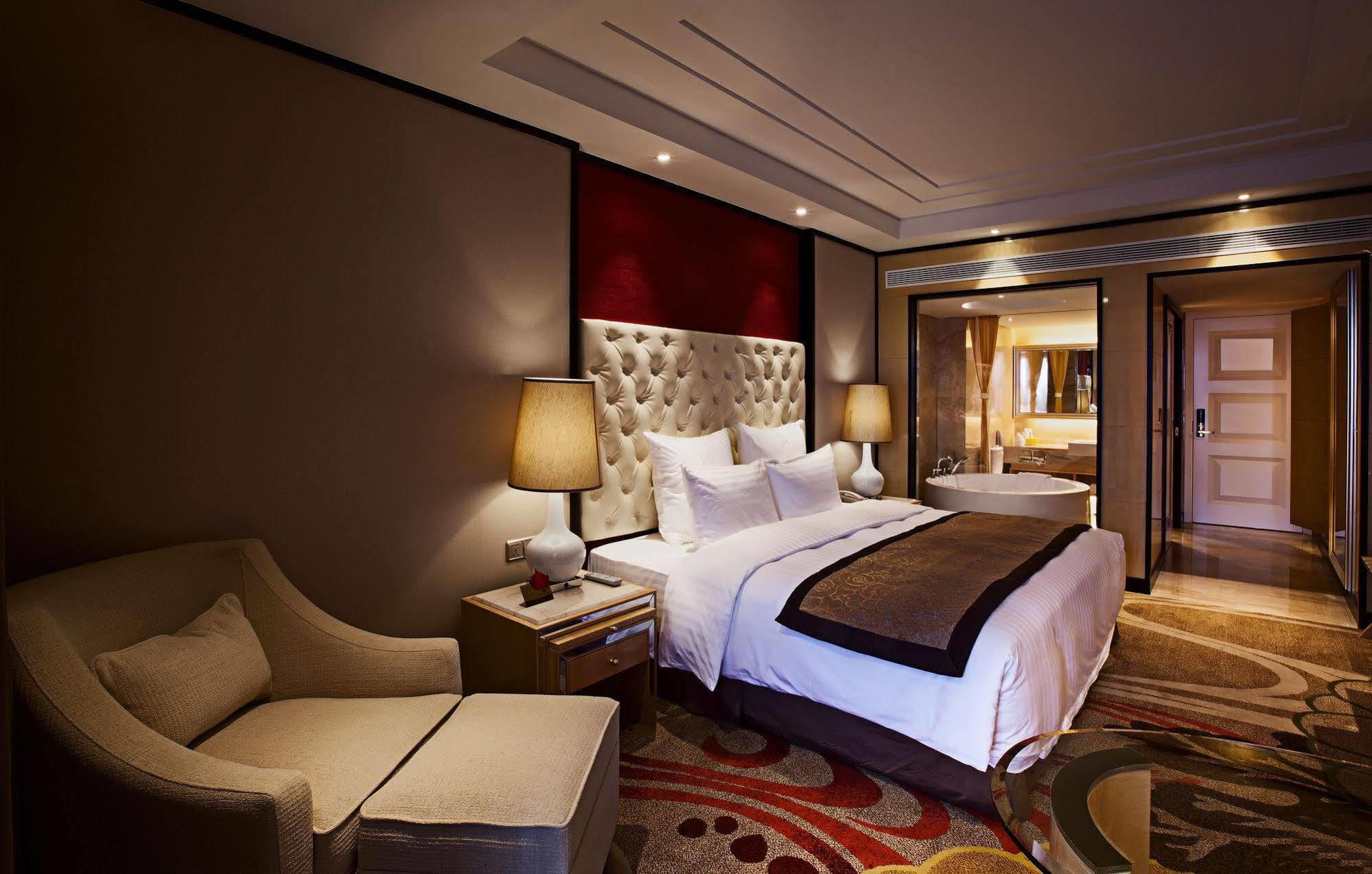 Nanning Landmark Hotel Buitenkant foto